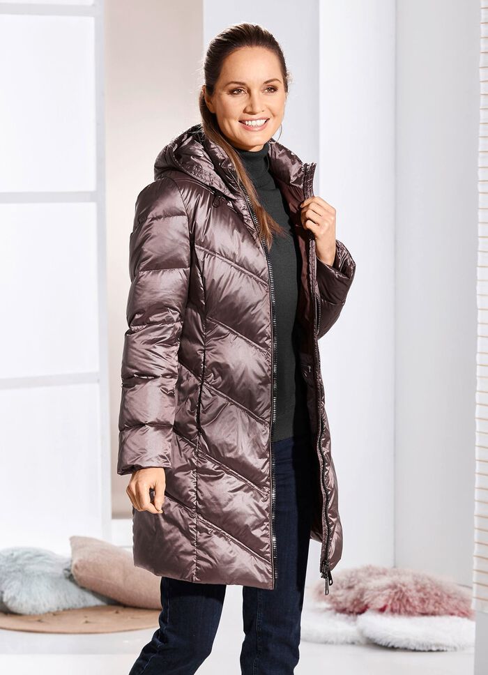 Korte jas met vaste capuchon 