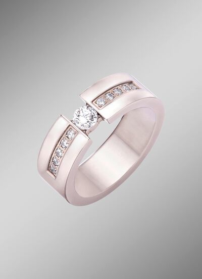 Elegante damesring met synthetische zirkonia 