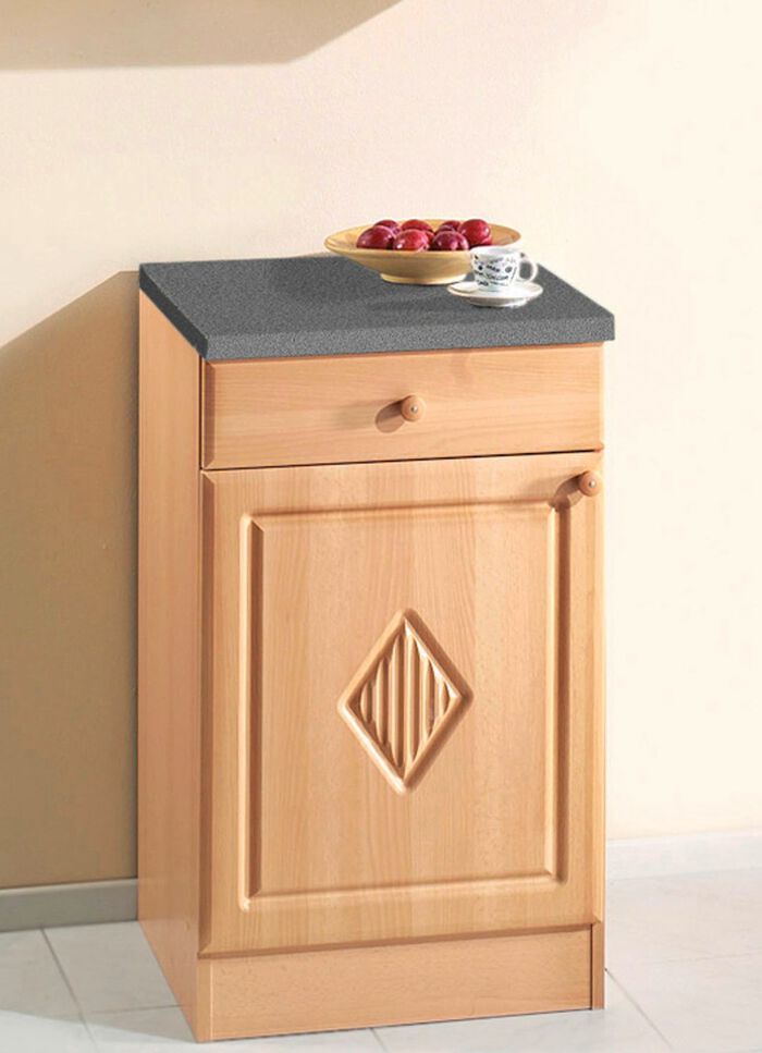 Keukenprogramma met geprofileerd front BEUK