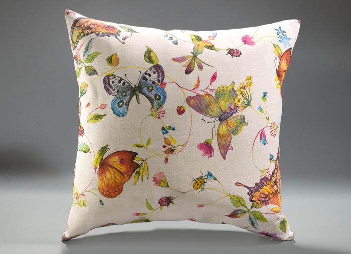 Bedsprei en kussenslopen met vlindermotieven KLEURRIJK