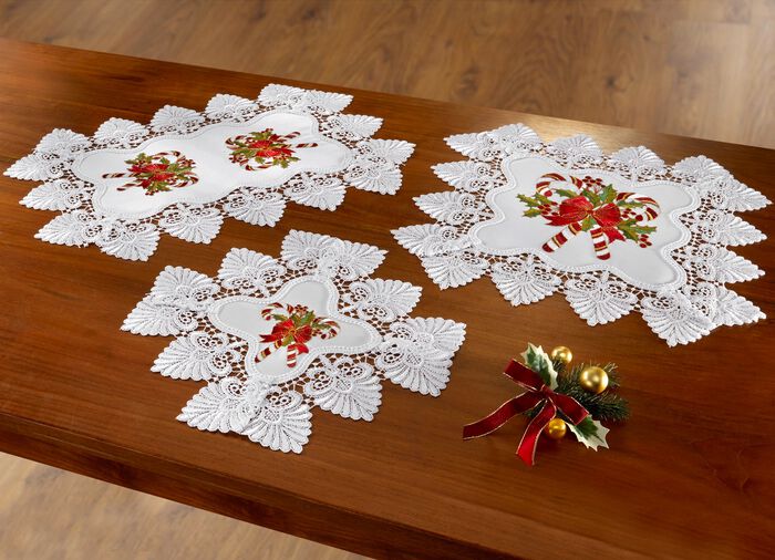 Tafel- en kamerdecoratie met kanten rand 