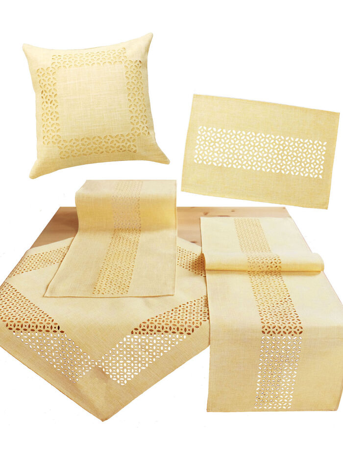 Tafelkleed met decoratieve perforaties GEEL
