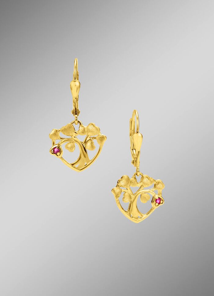 Vergulde oorbellen met robijn 