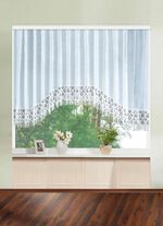 C-boog gordijn met Plauener kant 