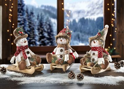 Sneeuwpoppen, set van 3, op houten slee&euml;n 