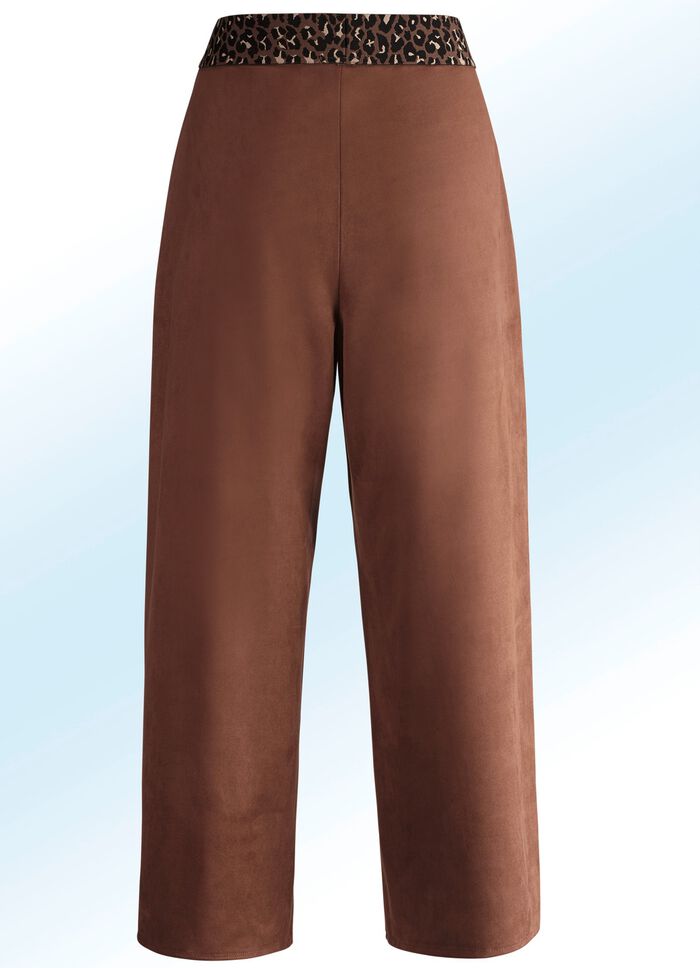 Zachte, soepel vallende culotte in su&egrave;de-look 