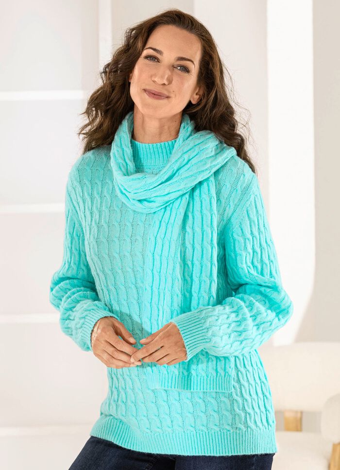 Trui met sjaal in zachte kwaliteit 