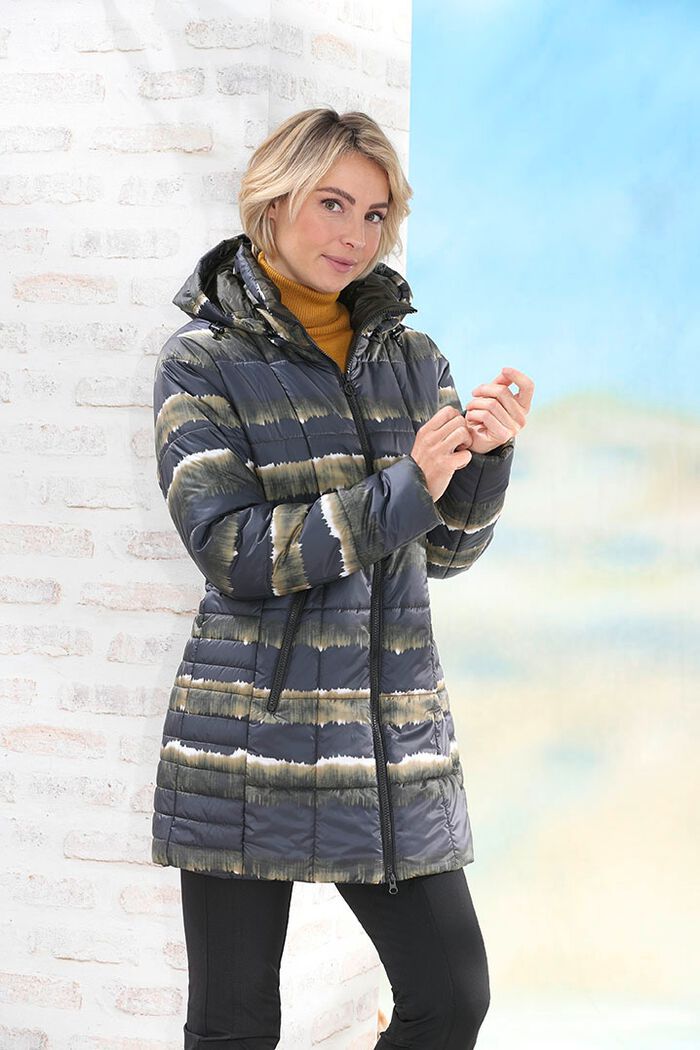 Lange jas met fantasiedessin 