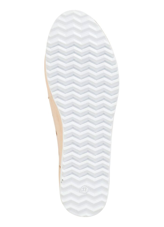 ELENA EDEN pantoffels gemaakt van zacht nappaleer met perforaties 