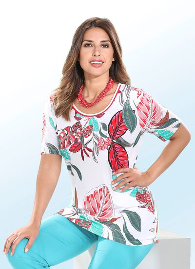 Charmant lang shirt met gepaspeleerde halslijn 