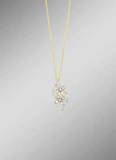 Bloemvormige ketting met 10 briljant geslepen diamanten en 22 diamanten 