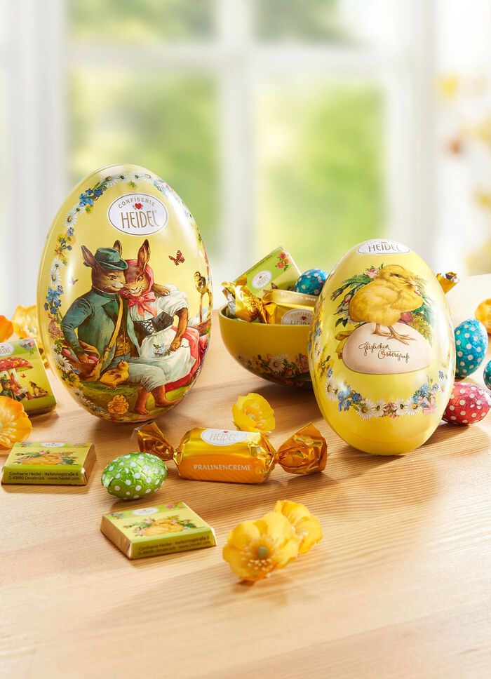 Nostalgisch paasei van metaal 