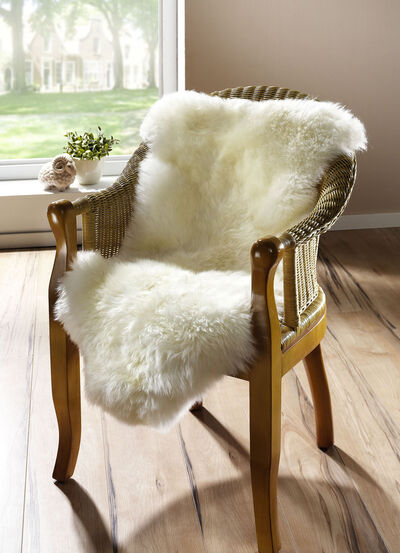 Vloerkleed gemaakt van echt Merino lamsleer 