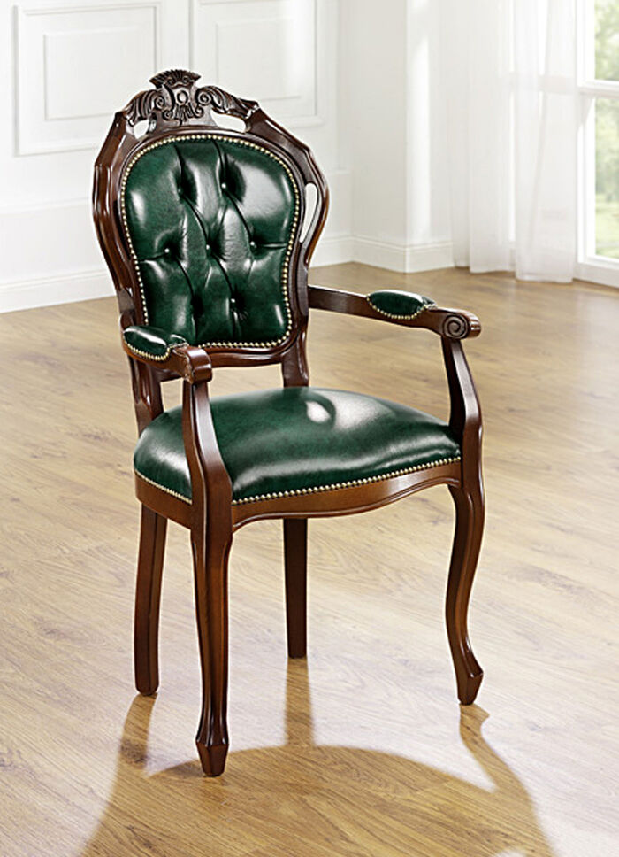 Eetkamerstoelen en fauteuils met leren bekleding 