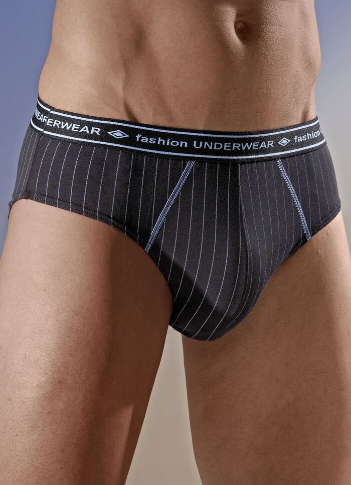 Pak van vier slips met streepjesmotief 