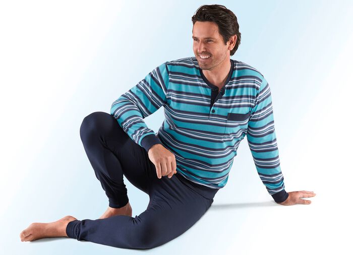 Pyjama met knoopsluiting en garengeverfd gestreept dessin 