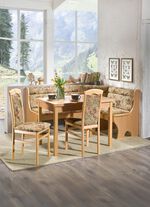 Eetkamermeubelen van massief beukenhout 