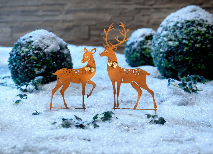 Hert en hert met bellen 