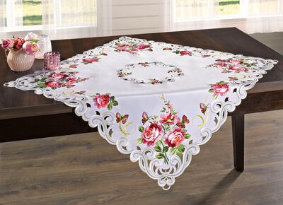 Tafel- en kamerdecoratie met rozenmotieven 