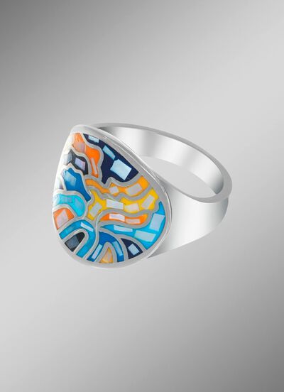 Damesring met moza&iuml;ekdesign 