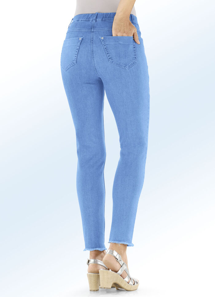 Magic jeans met trendy franjes aan de zoom AZUURBLAUW