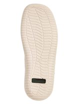 ELENA EDEN veterschoen gemaakt van nappaleer met een gerimpelde structuur 