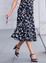 Rok in licht uitlopende vorm 