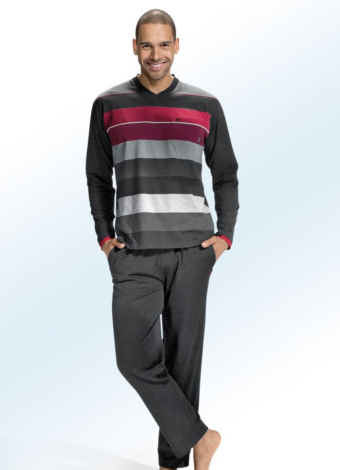 Hajo ademende comfort pyjama met V-hals en in het garen geverfd streepdesign 