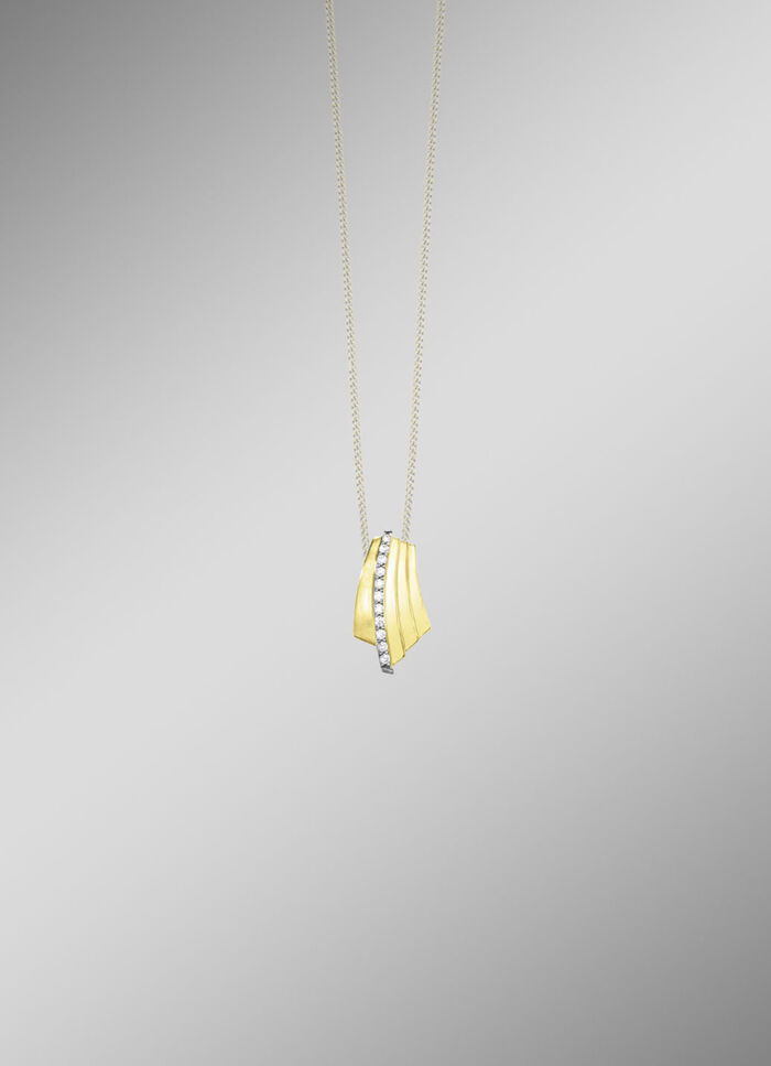 Prachtige hanger met synthetische zirkonia 