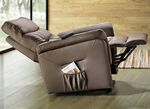 Relaxfauteuil met opstahulp BRUIN