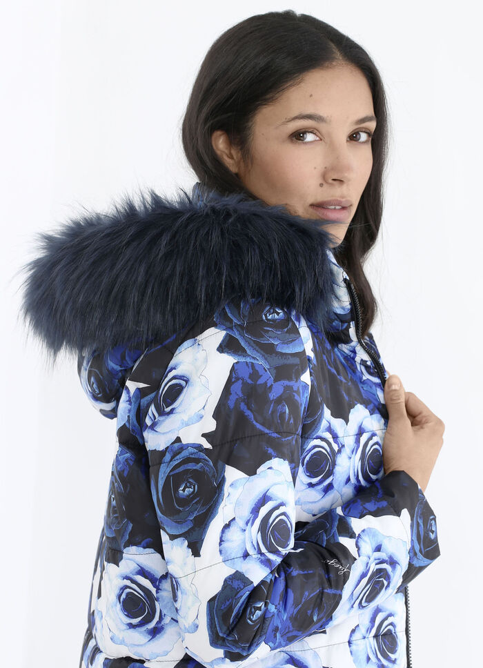 Jas met decoratief rozendessin 