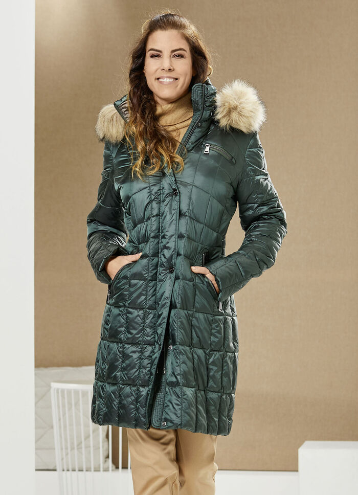 Functionele korte mantel met afneembare capuchon 