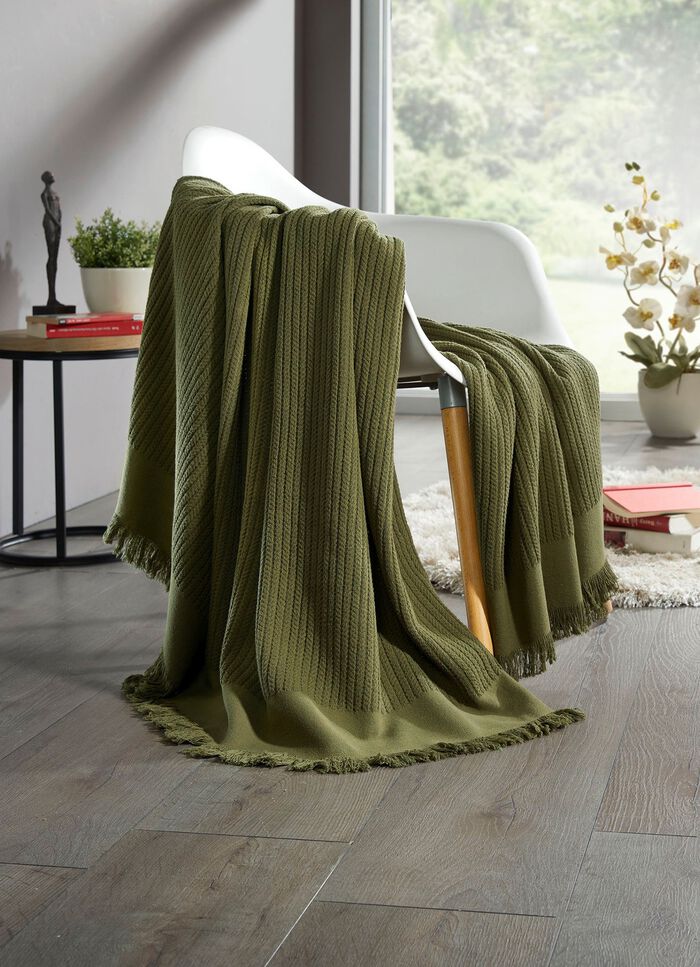 Deken en kussensloop in een leuke gebreide look GROEN