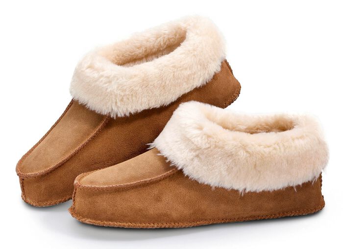 Leren pantoffels met pluizig binnenbont 
