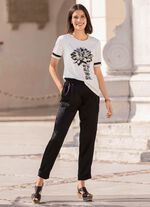 Shirt met flatlocknaad bij de halslijn 