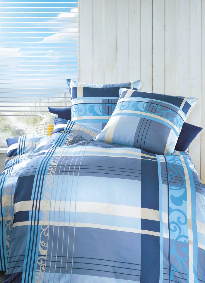 Beddengoedset in verschillende kwaliteiten BLAUW