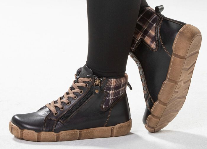 Veterlaarsje Andrea Conti met geruite textielboord 