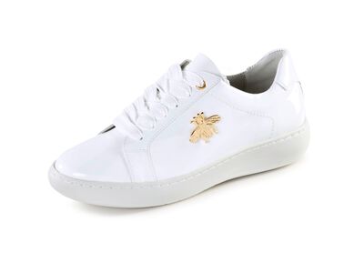 ELENA EDEN sneakers gemaakt van lakleer met elegante metalen sieraden 