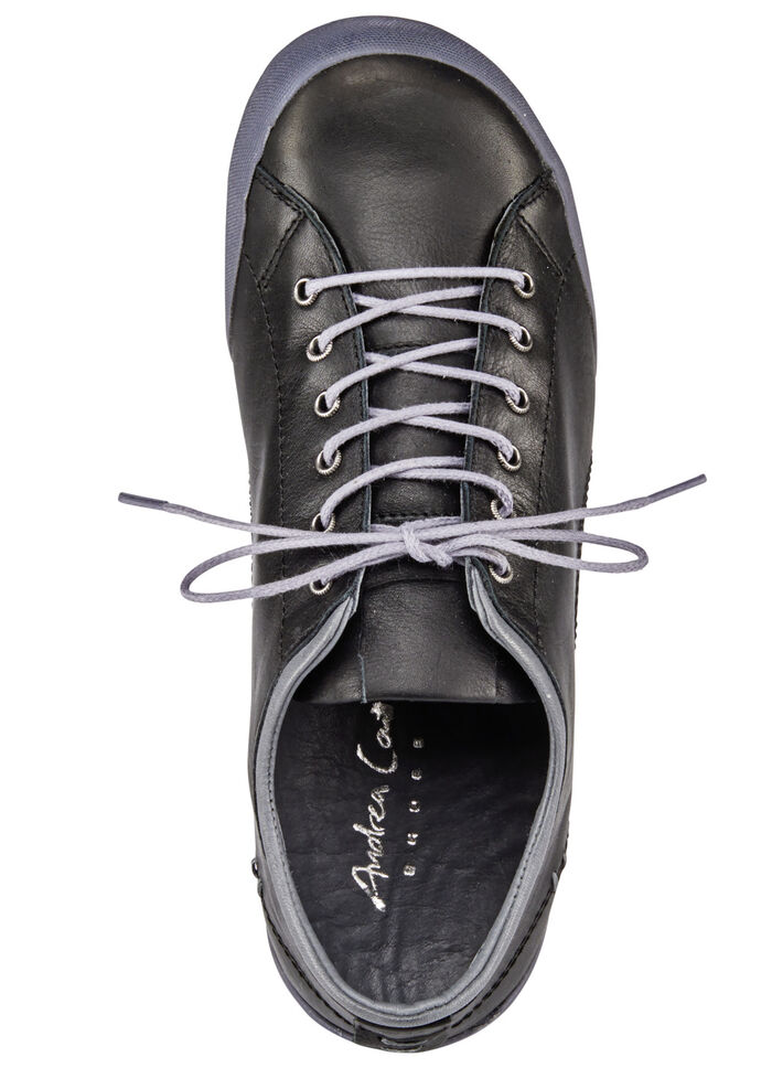 Andrea Conti, klassieke dames veterschoen, met uitneembaar leren voetbed ZWART