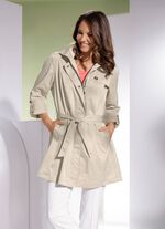 Korte jas met ceintuur 