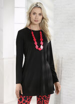 Lang shirt met een licht uitlopende vorm ZWART