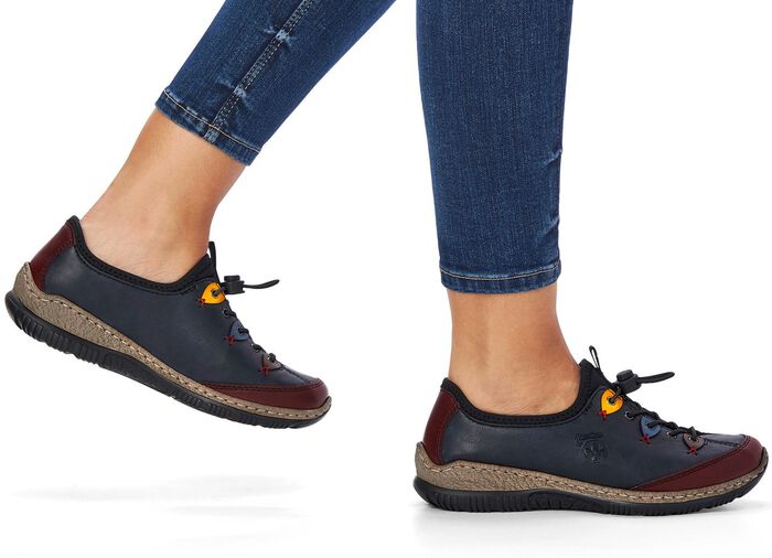 Rieker pantoffels met elastisch snelvetersysteem BLAUW-MULTICOLOR