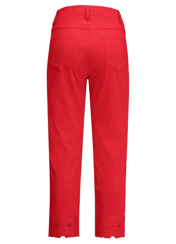 Broek met bloemenborduursels 