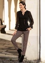 Broek in een actueel minimalistisch design 