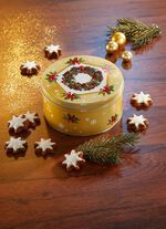 Metalen blik met kaneelsterren 