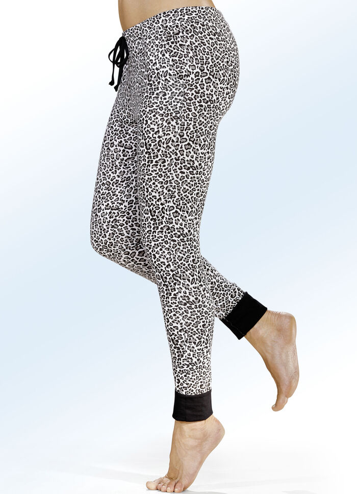 Set van twee slaap- en vrijetijdsbroeken van biologisch katoen met manchetten 