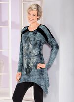 Lang shirt in trendy batiklook in 2 kleuren 