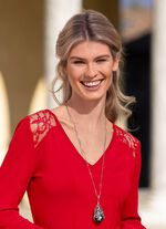 Ketting met druppelvormige hanger 