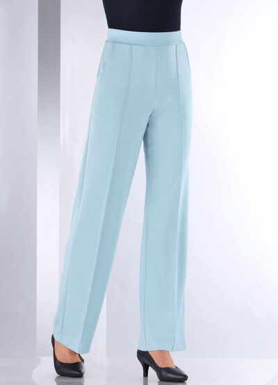 Broek met modieuze wijdte 