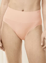 Triumph-gordelslip met zacht vormende tailleband POEDER